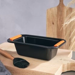 Le Creuset Toughened Non-Stick 1lb Loaf Tin